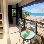 Seafront Levante Beach Blueline Apartment