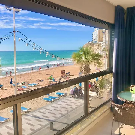Seafront Levante Blueline شقة