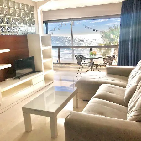 Seafront Levante Blueline